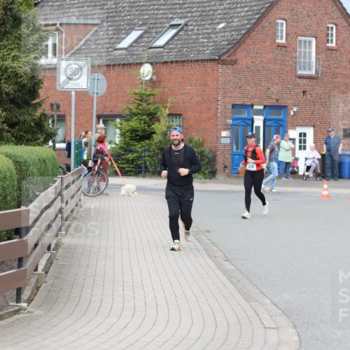 10.05.2026 - 8. Wedeler Halbmarathon Andreas Tolksdorf http://msf.ph/oto/9703093 10.05.2026 10:28:42 Laufen  meine-sportfotos.de