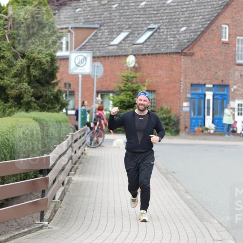 10.05.2026 - 8. Wedeler Halbmarathon Andreas Tolksdorf http://msf.ph/oto/9703104 10.05.2026 10:28:44 Laufen  meine-sportfotos.de