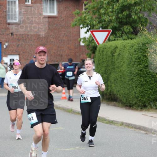 10.05.2026 - 8. Wedeler Halbmarathon Andreas Tolksdorf http://msf.ph/oto/9703227 10.05.2026 10:29:45 Laufen 964, 102, 264 meine-sportfotos.de
