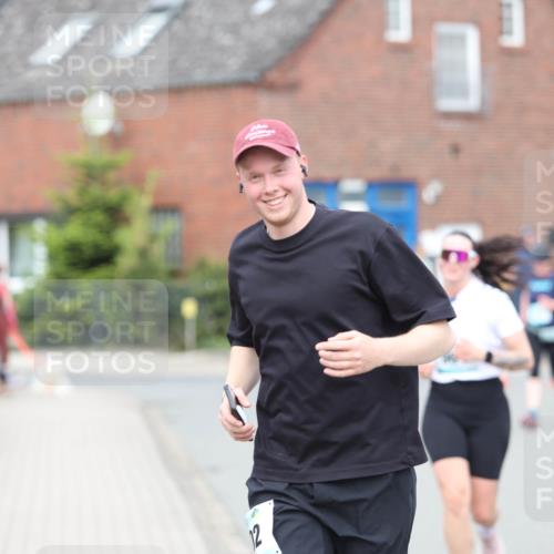 10.05.2026 - 8. Wedeler Halbmarathon Andreas Tolksdorf http://msf.ph/oto/9703249 10.05.2026 10:29:47 Laufen 12 meine-sportfotos.de