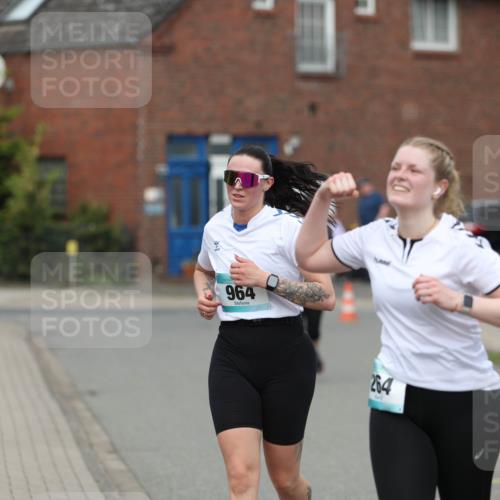 10.05.2026 - 8. Wedeler Halbmarathon Andreas Tolksdorf http://msf.ph/oto/9703266 10.05.2026 10:29:49 Laufen 964, 264 meine-sportfotos.de