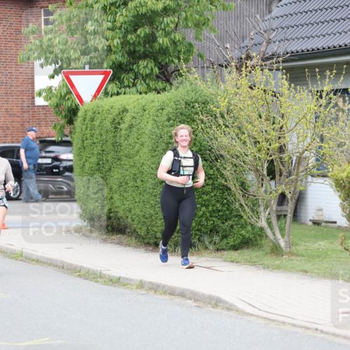 10.05.2026 - 8. Wedeler Halbmarathon Andreas Tolksdorf http://msf.ph/oto/9703312 10.05.2026 10:30:14 Laufen  meine-sportfotos.de