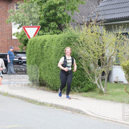 10.05.2026 - 8. Wedeler Halbmarathon Andreas Tolksdorf http://msf.ph/oto/9703314 10.05.2026 10:30:14 Laufen 2045 meine-sportfotos.de