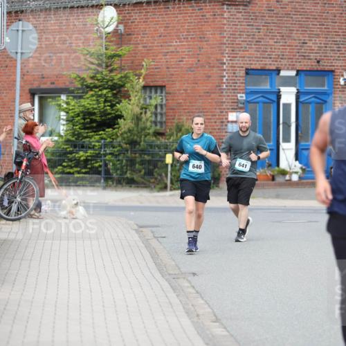 10.05.2026 - 8. Wedeler Halbmarathon Andreas Tolksdorf http://msf.ph/oto/9703382 10.05.2026 10:30:30 Laufen 3, 640, 641, 119 meine-sportfotos.de