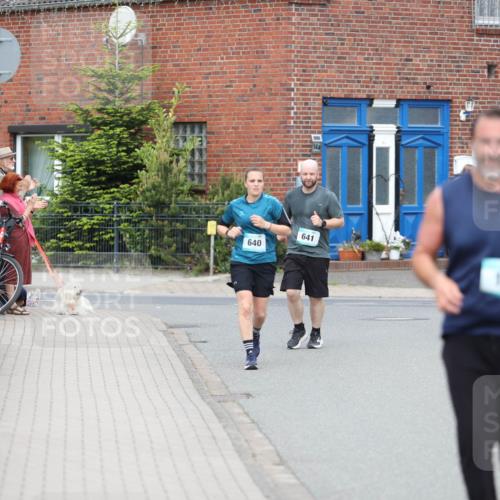 10.05.2026 - 8. Wedeler Halbmarathon Andreas Tolksdorf http://msf.ph/oto/9703386 10.05.2026 10:30:30 Laufen 30, 640, 641, 119 meine-sportfotos.de