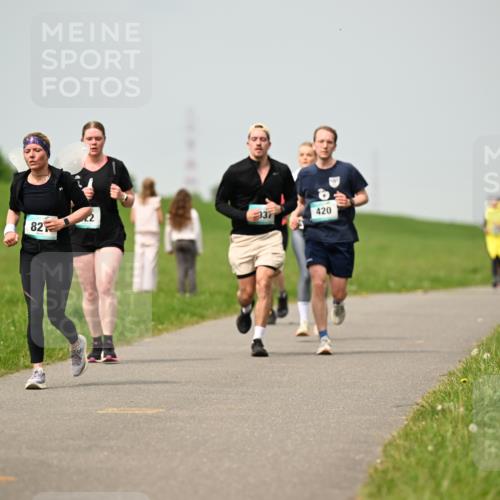 10.05.2026 - 8. Wedeler Halbmarathon Dr. Thomas Lammeyer http://msf.ph/oto/9703405 10.05.2026 11:50:09 Laufen 420 meine-sportfotos.de