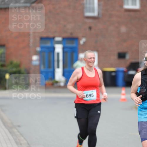 10.05.2026 - 8. Wedeler Halbmarathon Andreas Tolksdorf http://msf.ph/oto/9703524 10.05.2026 10:30:50 Laufen 695, 194 meine-sportfotos.de