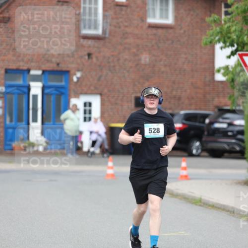 10.05.2026 - 8. Wedeler Halbmarathon Andreas Tolksdorf http://msf.ph/oto/9703582 10.05.2026 10:31:02 Laufen 528 meine-sportfotos.de