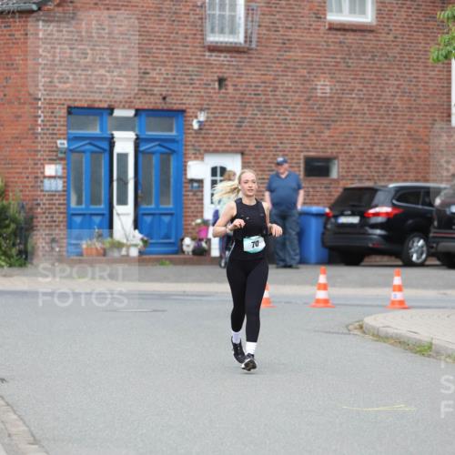 10.05.2026 - 8. Wedeler Halbmarathon Andreas Tolksdorf http://msf.ph/oto/9703911 10.05.2026 10:32:29 Laufen 70 meine-sportfotos.de