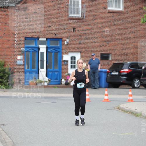 10.05.2026 - 8. Wedeler Halbmarathon Andreas Tolksdorf http://msf.ph/oto/9703929 10.05.2026 10:32:29 Laufen 70 meine-sportfotos.de
