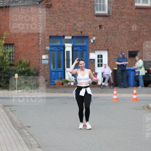 10.05.2026 - 8. Wedeler Halbmarathon Andreas Tolksdorf http://msf.ph/oto/9703972 10.05.2026 10:33:18 Laufen  meine-sportfotos.de