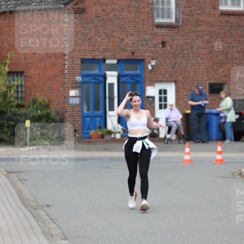 10.05.2026 - 8. Wedeler Halbmarathon Andreas Tolksdorf http://msf.ph/oto/9703976 10.05.2026 10:33:18 Laufen  meine-sportfotos.de