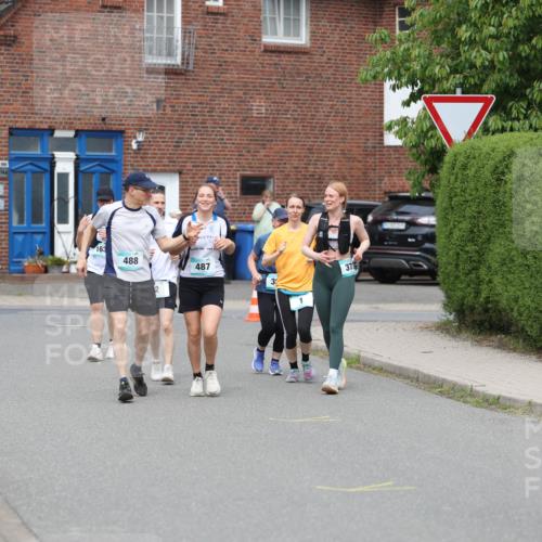 10.05.2026 - 8. Wedeler Halbmarathon Andreas Tolksdorf http://msf.ph/oto/9704175 10.05.2026 10:34:23 Laufen 163, 488, 487, 31 meine-sportfotos.de