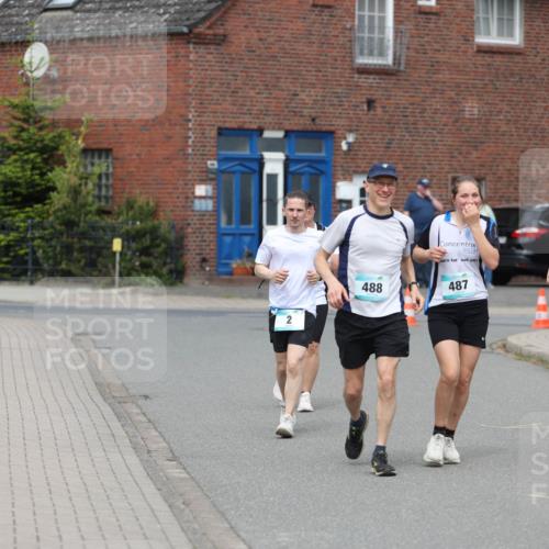 10.05.2026 - 8. Wedeler Halbmarathon Andreas Tolksdorf http://msf.ph/oto/9704197 10.05.2026 10:34:26 Laufen 2, 488, 487, 31 meine-sportfotos.de