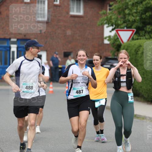 10.05.2026 - 8. Wedeler Halbmarathon Andreas Tolksdorf http://msf.ph/oto/9704216 10.05.2026 10:34:28 Laufen 488, 487, 304, 37 meine-sportfotos.de