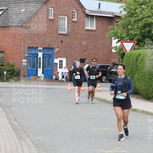 10.05.2026 - 8. Wedeler Halbmarathon Andreas Tolksdorf http://msf.ph/oto/9704599 10.05.2026 10:38:19 Laufen 532, 533, 25 meine-sportfotos.de