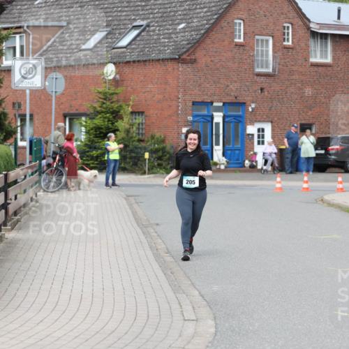 10.05.2026 - 8. Wedeler Halbmarathon Andreas Tolksdorf http://msf.ph/oto/9704703 10.05.2026 10:39:01 Laufen 30 meine-sportfotos.de