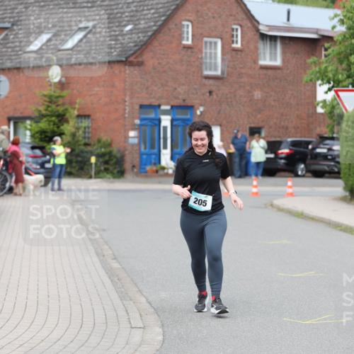 10.05.2026 - 8. Wedeler Halbmarathon Andreas Tolksdorf http://msf.ph/oto/9704714 10.05.2026 10:39:03 Laufen 30, 205 meine-sportfotos.de