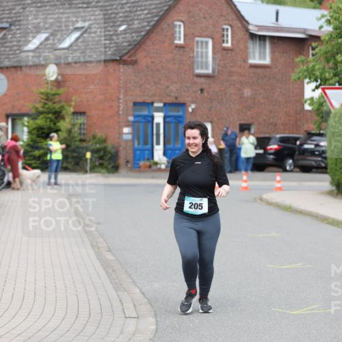 10.05.2026 - 8. Wedeler Halbmarathon Andreas Tolksdorf http://msf.ph/oto/9704721 10.05.2026 10:39:04 Laufen 205 meine-sportfotos.de