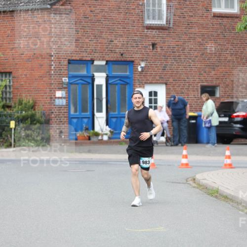 10.05.2026 - 8. Wedeler Halbmarathon Andreas Tolksdorf http://msf.ph/oto/9704770 10.05.2026 10:40:47 Laufen 983 meine-sportfotos.de