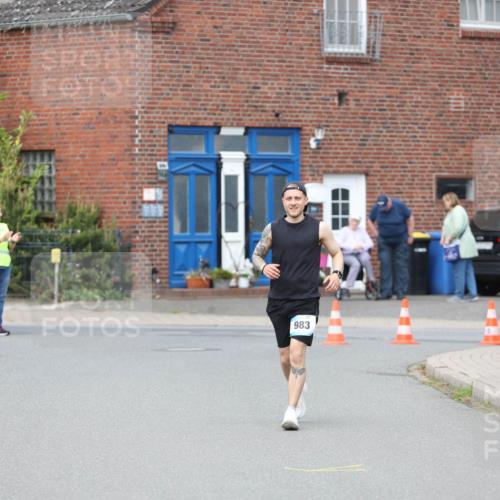 10.05.2026 - 8. Wedeler Halbmarathon Andreas Tolksdorf http://msf.ph/oto/9704784 10.05.2026 10:40:48 Laufen 983 meine-sportfotos.de