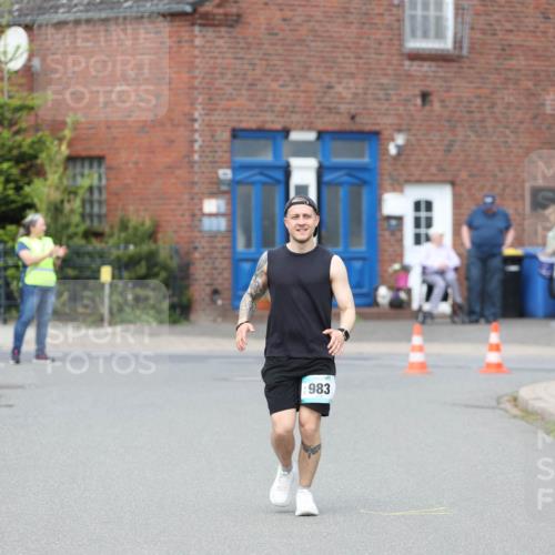 10.05.2026 - 8. Wedeler Halbmarathon Andreas Tolksdorf http://msf.ph/oto/9704791 10.05.2026 10:40:49 Laufen 983 meine-sportfotos.de