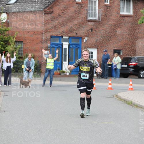 10.05.2026 - 8. Wedeler Halbmarathon Andreas Tolksdorf http://msf.ph/oto/9704889 10.05.2026 10:42:06 Laufen 810 meine-sportfotos.de