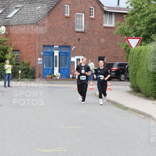 10.05.2026 - 8. Wedeler Halbmarathon Andreas Tolksdorf http://msf.ph/oto/9704977 10.05.2026 10:44:21 Laufen 049, 1050 meine-sportfotos.de