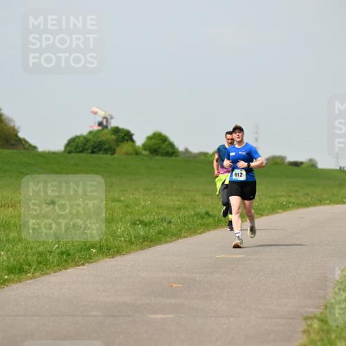 10.05.2026 - 8. Wedeler Halbmarathon Dr. Thomas Lammeyer http://msf.ph/oto/9706001 10.05.2026 11:56:56 Laufen 612 meine-sportfotos.de