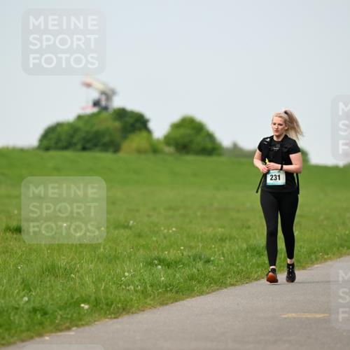 10.05.2026 - 8. Wedeler Halbmarathon Dr. Thomas Lammeyer http://msf.ph/oto/9709952 10.05.2026 12:04:05 Laufen 231 meine-sportfotos.de