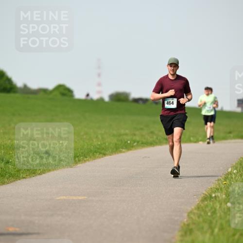 10.05.2026 - 8. Wedeler Halbmarathon Dr. Thomas Lammeyer http://msf.ph/oto/9710589 10.05.2026 12:04:59 Laufen 464 meine-sportfotos.de