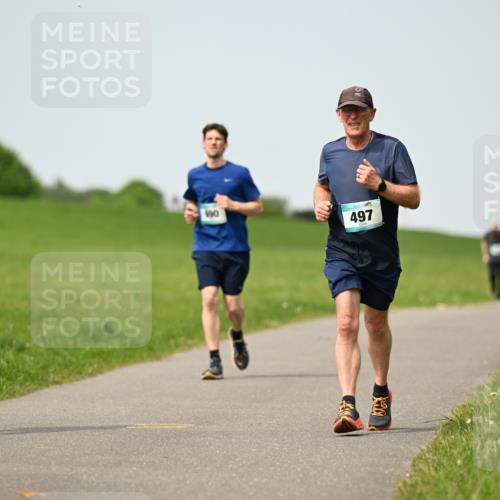 10.05.2026 - 8. Wedeler Halbmarathon Dr. Thomas Lammeyer http://msf.ph/oto/9710770 10.05.2026 12:05:13 Laufen 338, 497 meine-sportfotos.de