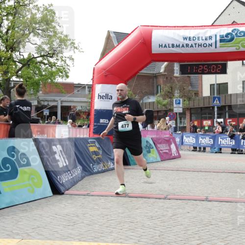 10.05.2026 - 8. Wedeler Halbmarathon Yannick Fuchs http://msf.ph/oto/9712054 10.05.2026 11:25:00 Ziel 477 meine-sportfotos.de