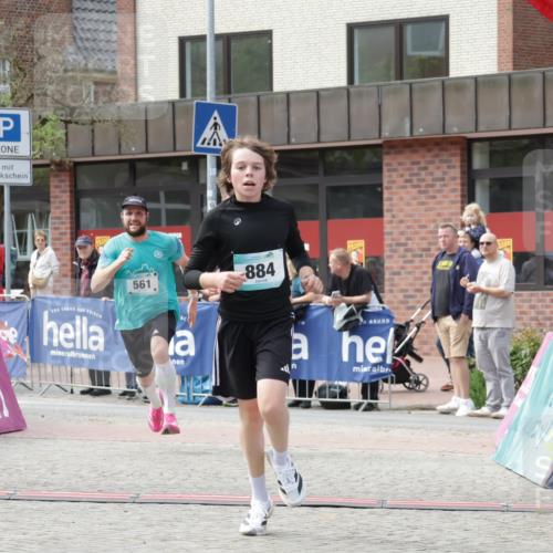 10.05.2026 - 8. Wedeler Halbmarathon Yannick Fuchs http://msf.ph/oto/9712231 10.05.2026 11:25:23 Ziel 561, 838, 884, 2243 meine-sportfotos.de