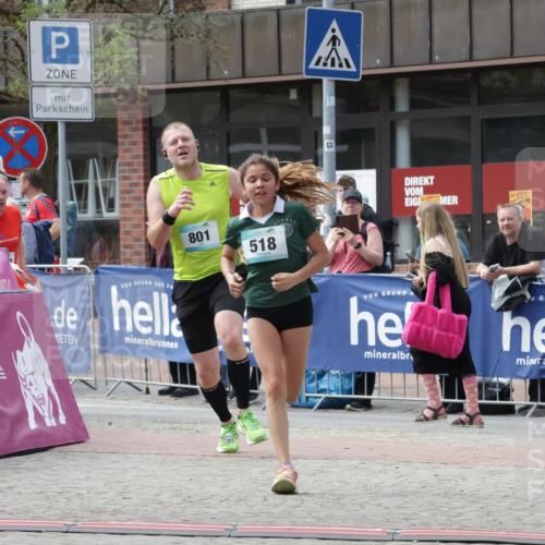 10.05.2026 - 8. Wedeler Halbmarathon Yannick Fuchs http://msf.ph/oto/9712311 10.05.2026 11:25:36 Ziel 518, 801, 2117 meine-sportfotos.de