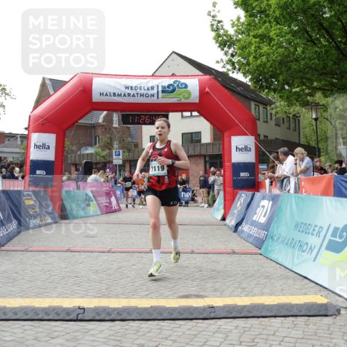 10.05.2026 - 8. Wedeler Halbmarathon Yannick Fuchs http://msf.ph/oto/9712770 10.05.2026 11:26:43 Ziel 167, 438, 989, 2119 meine-sportfotos.de