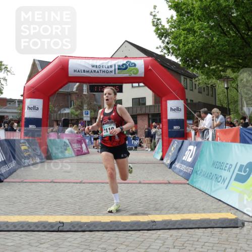 10.05.2026 - 8. Wedeler Halbmarathon Yannick Fuchs http://msf.ph/oto/9712773 10.05.2026 11:26:43 Ziel 167, 438, 989, 2119 meine-sportfotos.de