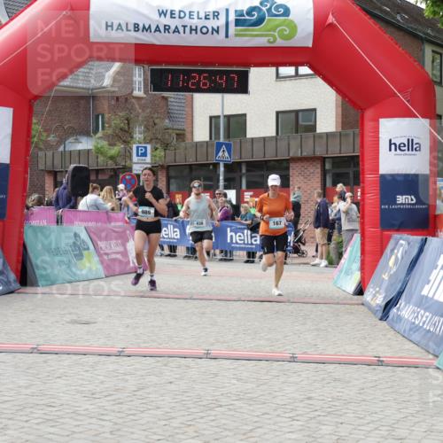 10.05.2026 - 8. Wedeler Halbmarathon Yannick Fuchs http://msf.ph/oto/9712792 10.05.2026 11:26:45 Ziel 167, 438, 989, 2119 meine-sportfotos.de