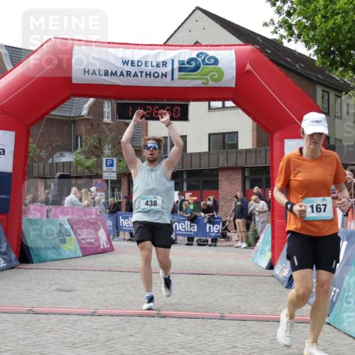 10.05.2026 - 8. Wedeler Halbmarathon Yannick Fuchs http://msf.ph/oto/9712819 10.05.2026 11:26:49 Ziel 167, 438, 989 meine-sportfotos.de