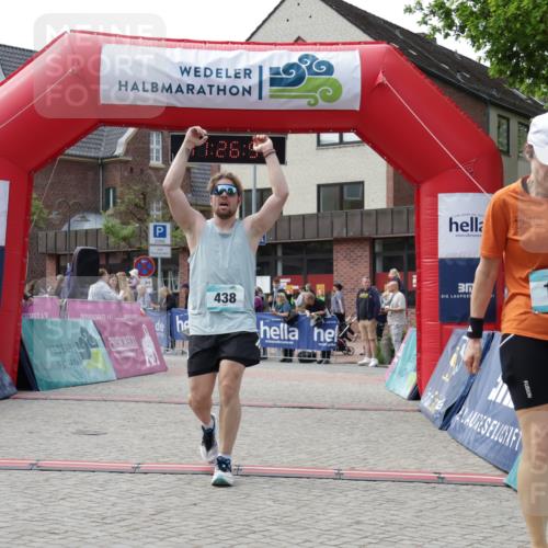 10.05.2026 - 8. Wedeler Halbmarathon Yannick Fuchs http://msf.ph/oto/9712824 10.05.2026 11:26:49 Ziel 167, 438, 989 meine-sportfotos.de