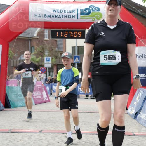 10.05.2026 - 8. Wedeler Halbmarathon Yannick Fuchs http://msf.ph/oto/9712901 10.05.2026 11:27:07 Ziel 60, 565, 967 meine-sportfotos.de