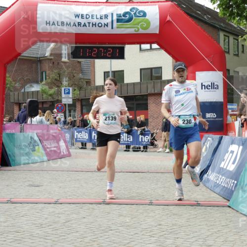 10.05.2026 - 8. Wedeler Halbmarathon Yannick Fuchs http://msf.ph/oto/9712975 10.05.2026 11:27:19 Ziel 230, 735, 2139 meine-sportfotos.de
