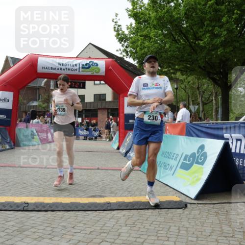 10.05.2026 - 8. Wedeler Halbmarathon Yannick Fuchs http://msf.ph/oto/9712994 10.05.2026 11:27:20 Ziel 230, 735, 2139, 2224 meine-sportfotos.de