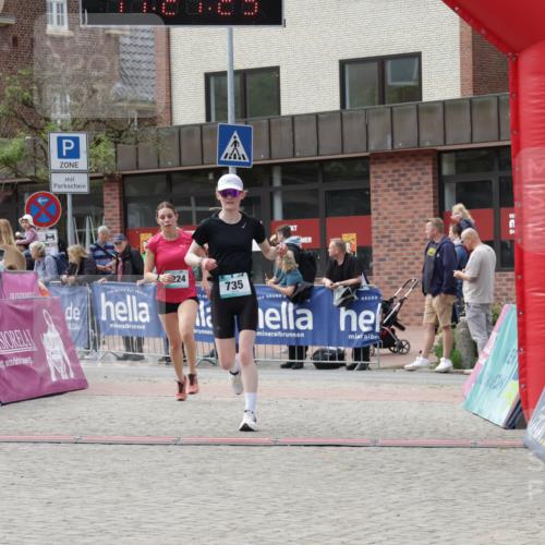 10.05.2026 - 8. Wedeler Halbmarathon Yannick Fuchs http://msf.ph/oto/9713011 10.05.2026 11:27:23 Ziel 230, 735, 2139, 2151, 2224 meine-sportfotos.de