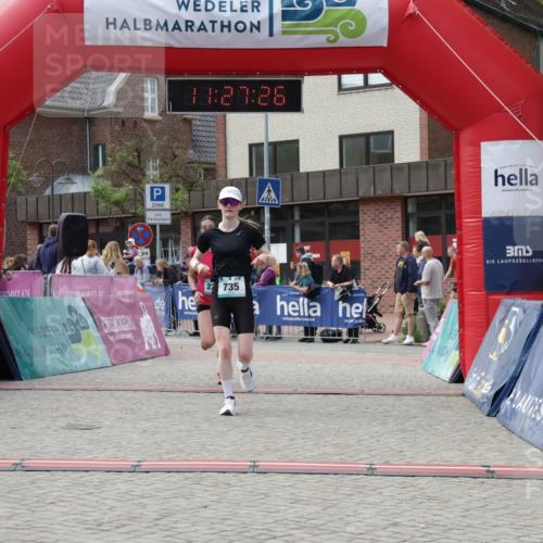 10.05.2026 - 8. Wedeler Halbmarathon Yannick Fuchs http://msf.ph/oto/9713024 10.05.2026 11:27:24 Ziel 230, 735, 2139, 2151, 2224 meine-sportfotos.de