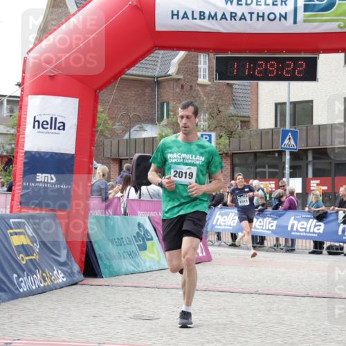 10.05.2026 - 8. Wedeler Halbmarathon Yannick Fuchs http://msf.ph/oto/9713879 10.05.2026 11:29:20 Ziel 1011, 2019 meine-sportfotos.de