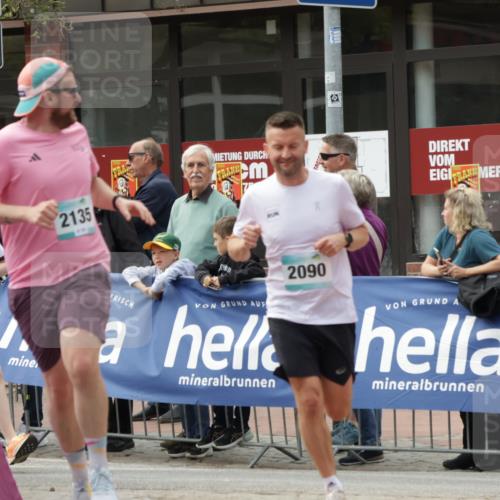 10.05.2026 - 8. Wedeler Halbmarathon Yannick Fuchs http://msf.ph/oto/9713936 10.05.2026 11:29:33 Ziel 168, 711, 2090, 2135 meine-sportfotos.de
