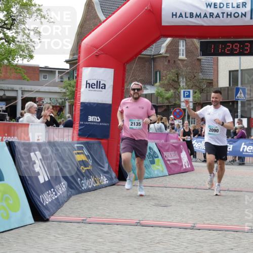 10.05.2026 - 8. Wedeler Halbmarathon Yannick Fuchs http://msf.ph/oto/9713969 10.05.2026 11:29:35 Ziel 168, 711, 1018, 2090, 2135 meine-sportfotos.de