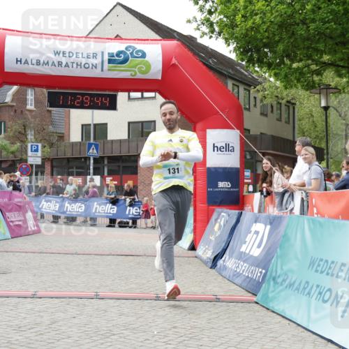 10.05.2026 - 8. Wedeler Halbmarathon Yannick Fuchs http://msf.ph/oto/9714058 10.05.2026 11:29:42 Ziel 131, 168, 711, 1018, 2192 meine-sportfotos.de