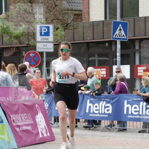 10.05.2026 - 8. Wedeler Halbmarathon Yannick Fuchs http://msf.ph/oto/9714091 10.05.2026 11:29:46 Ziel 131, 502, 2192, 2215 meine-sportfotos.de